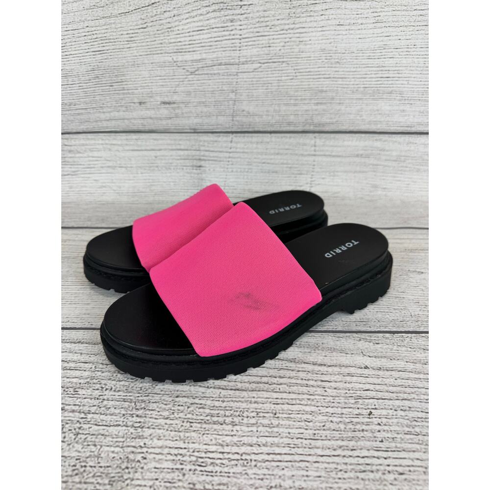 Torrid Women's Black & Pink Chunky Flatform Slip On Sandals Size 11 Wide - Picture 7 of 7
